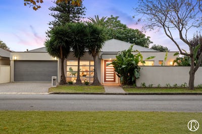 /international/au/60-hmas-australia-road-henley-beach-south-sa-151346588/
