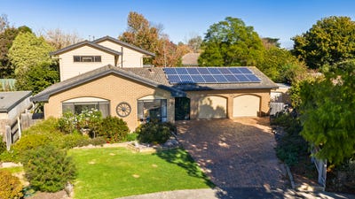 /international/au/4-martin-court-sale-vic-151225016/