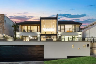 /international/au/13-tutt-crescent-chiswick-nsw-151376272/