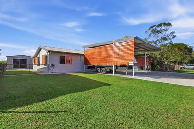 /international/au/11-ford-street-walkerston-qld-151530040/