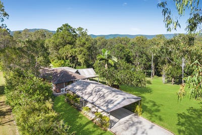 /international/au/13-valray-place-samford-valley-qld-150881680/