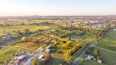 /international/au/10-butterfactory-lane-carrs-creek-nsw-700410964/