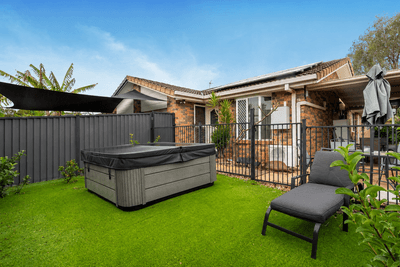 /international/au/2-35-kenny-drive-labrador-qld-151474112/
