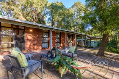 /international/au/11-hanzell-road-darlington-wa-139089075/