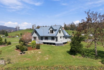 /international/au/144-burns-road-wyena-tas-700427860/