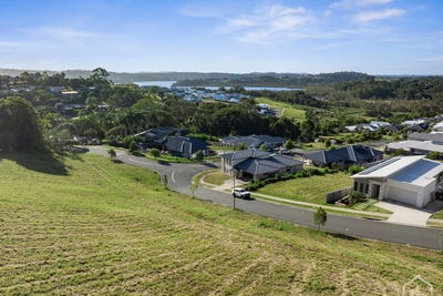 /international/au/13-kosciuszko-street-terranora-nsw-204471448/