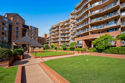 /international/au/68-2-macquarie-road-auburn-nsw-151063780/