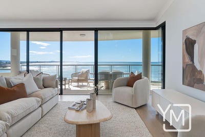 /international/au/4-23-queen-of-colonies-parade-moffat-beach-qld-151287508/