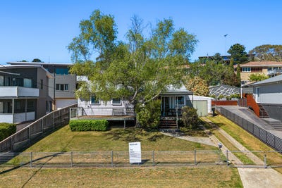 /international/au/11-clyde-street-jindabyne-nsw-152637624/