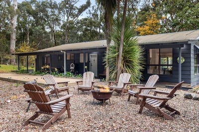 /international/au/185-whitegum-drive-wheatsheaf-vic-151427248/
