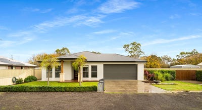 /international/au/20e-clarke-street-penola-sa-151571580/