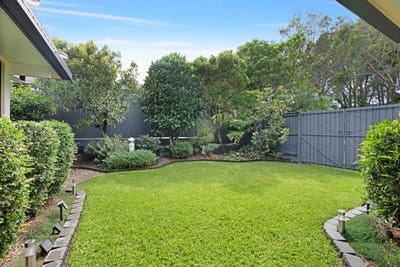 /international/au/30-sassifras-street-mudjimba-qld-151059568/
