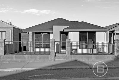 /international/au/7-piesley-street-hammond-park-wa-151192352/