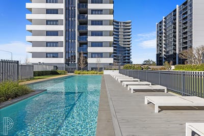 /international/au/57-9-irving-street-phillip-act-152223372/