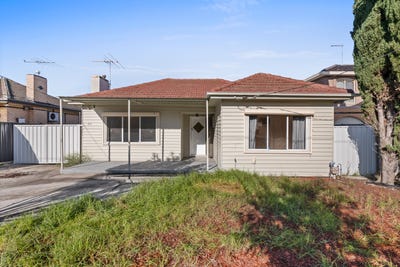 /international/au/79-clayton-street-sunshine-north-vic-151350016/