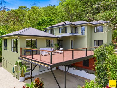 /international/au/28-willie-ming-close-redlynch-qld-152558244/