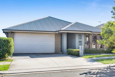 /international/au/24-nicholson-parade-spring-farm-nsw-148336676/