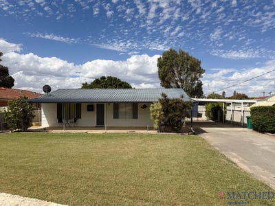/international/au/16-dodd-street-dongara-wa-152532368/