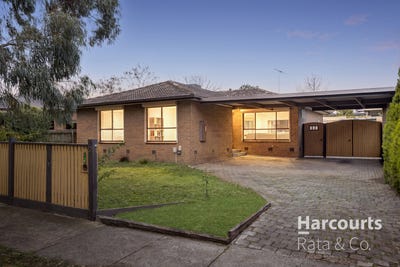 /international/au/12-cuthbert-drive-mill-park-vic-151544268/