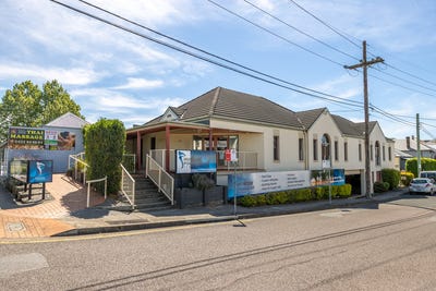 /international/au/38-ken-tubman-drive-maitland-nsw-505261856/