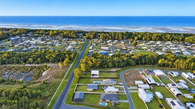 /international/au/41-caretta-circuit-toogoom-qld-151944904/