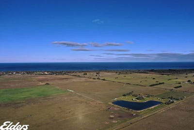 /international/au/825-woodside-beach-road-woodside-vic-700407628/