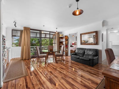 /international/au/6-37-phillips-street-spring-hill-qld-150951160/