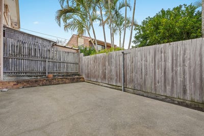 /international/au/2-20-pine-avenue-beenleigh-qld-151626908/