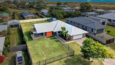 /international/au/33-burley-road-innes-park-qld-151503436/
