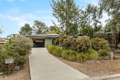 /international/au/55-emerald-street-flagstaff-hill-sa-152643980/