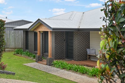 /international/au/4-webcke-crescent-kleinton-qld-152595228/