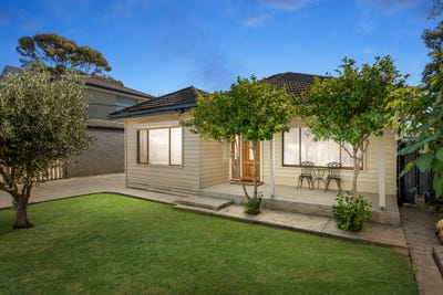 /international/au/28-ainsworth-street-sunshine-west-vic-151046328/