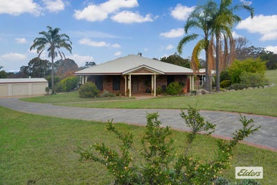 /international/au/1-rebecca-court-warwick-qld-151334456/
