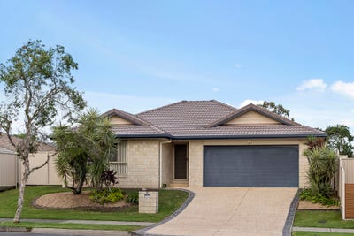 /international/au/92-school-road-wynnum-west-qld-151355616/
