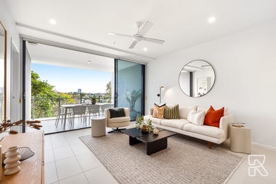 /international/au/1041-123-cavendish-road-coorparoo-qld-148497744/?lang=en