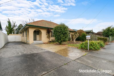 /international/au/10-austin-avenue-moe-vic-148337192/