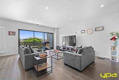/international/au/48-spirit-boulevard-cranbourne-east-vic-150624484/