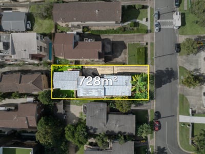 /international/au/33-white-street-southport-qld-151371456/
