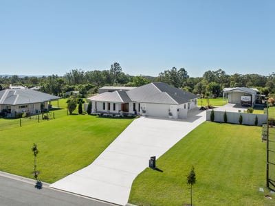 /international/au/65-67-sippel-drive-woodford-qld-151304228/