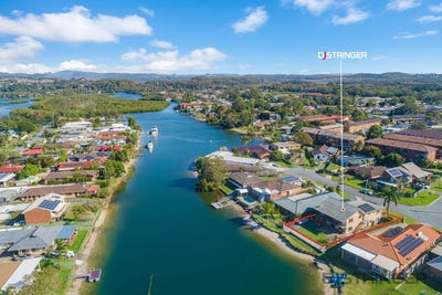 /international/au/24-blue-waters-crescent-tweed-heads-west-nsw-148204212/