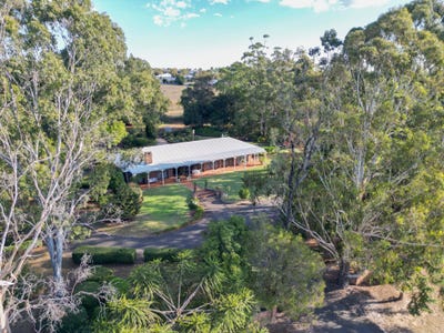 /international/au/15-bowtell-drive-highfields-qld-150980600/
