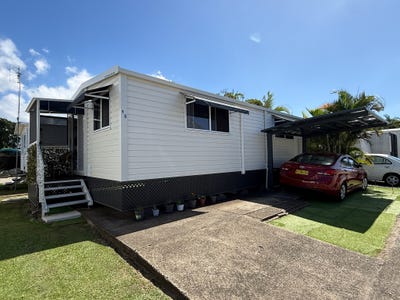 /international/au/98-25-chinderah-bay-drive-chinderah-nsw-151267388/
