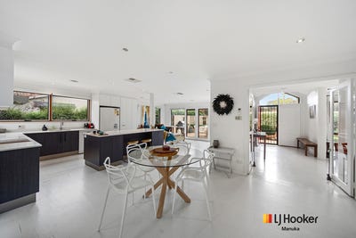 /international/au/18-wylie-street-narrabundah-act-151460228/