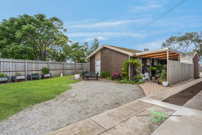 /international/au/1-8-halliwell-court-corio-vic-151333124/