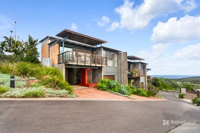 /international/au/12-26-one-mile-close-boat-harbour-nsw-148230492/