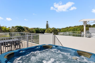 /international/au/3-130-mudjimba-esplanade-marcoola-qld-150911988/