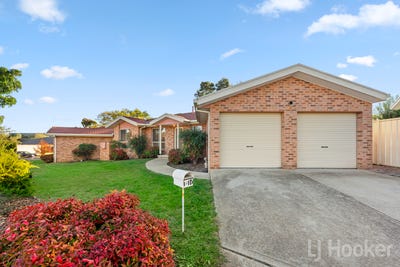 /international/au/1-2-10-franklin-court-jerrabomberra-nsw-151374156/