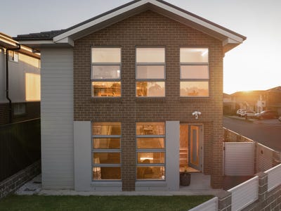 /international/au/19a-beaufort-avenue-austral-nsw-148399840/