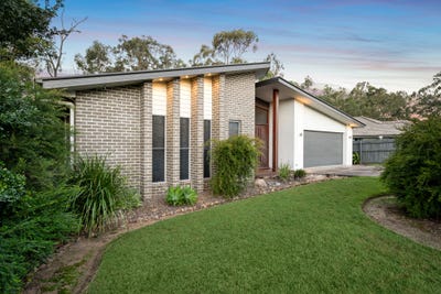 /international/au/26-berkeley-circuit-bellbird-park-qld-148403852/
