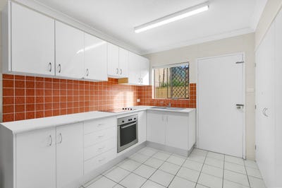 /international/au/4-22-jensen-street-manoora-qld-151477076/